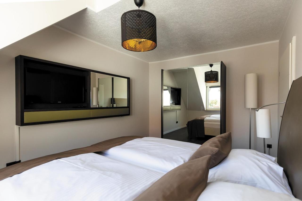Hotel Garni " Am Domplatz" Erfurt Esterno foto