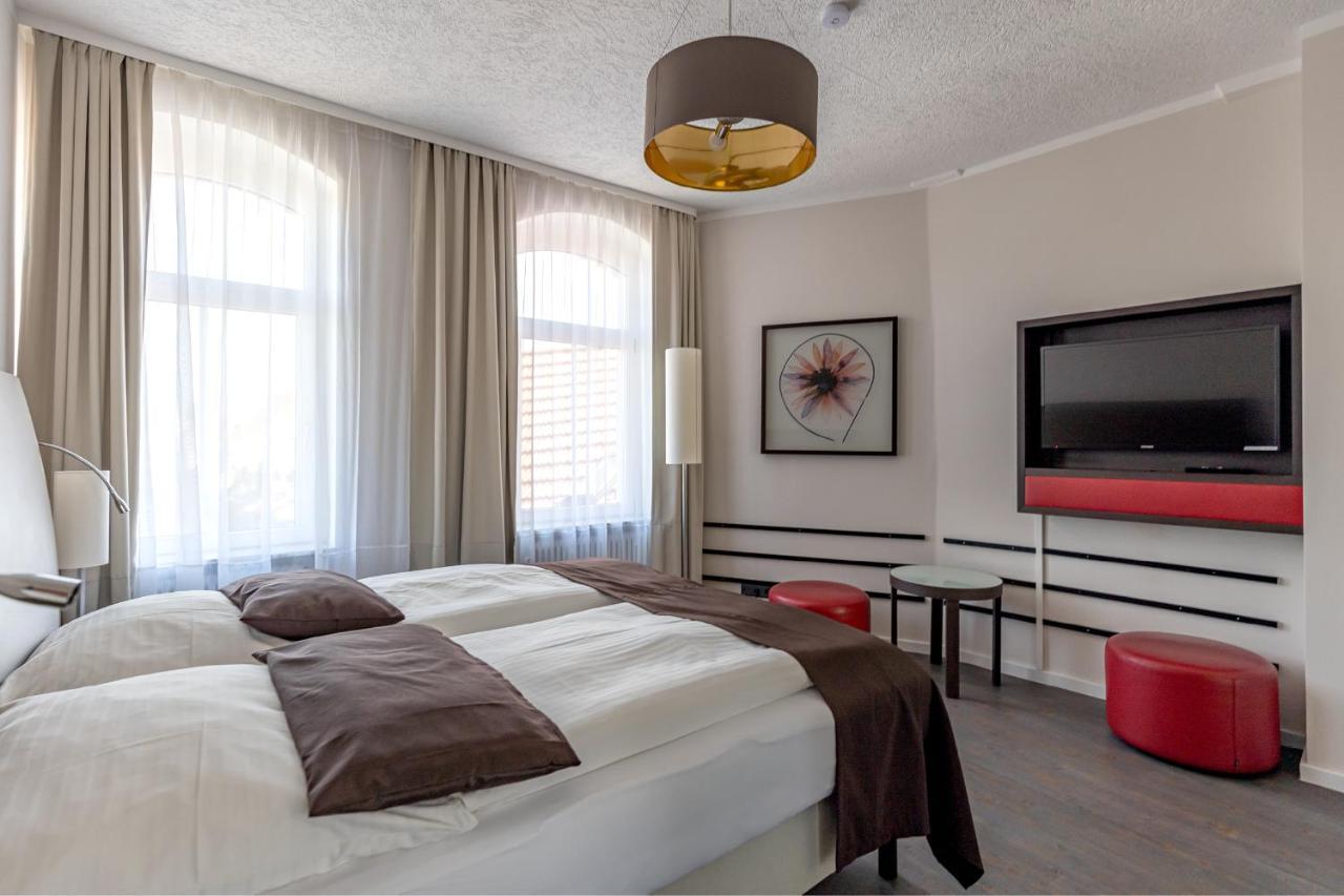 Hotel Garni " Am Domplatz" Erfurt Esterno foto