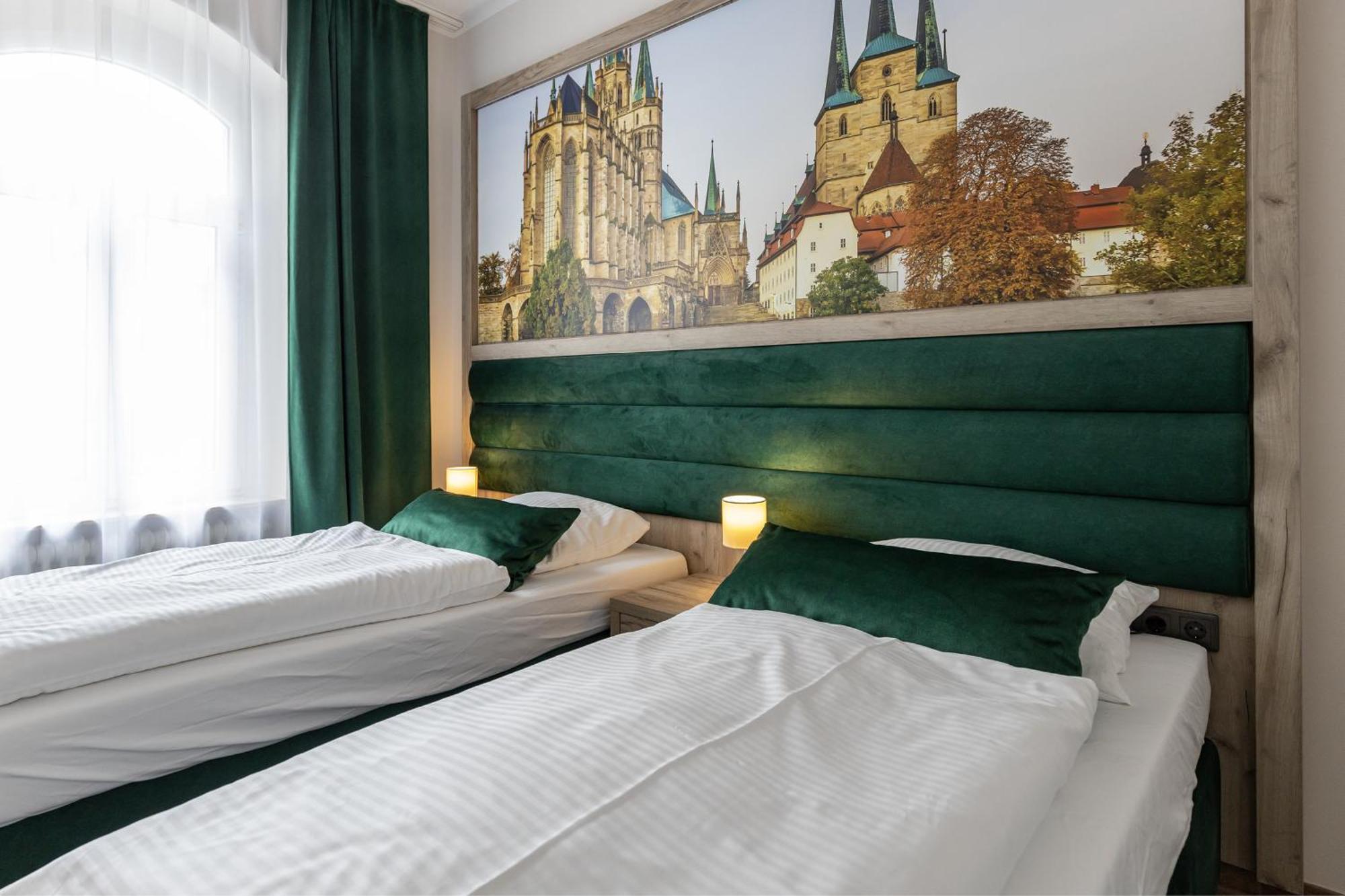 Hotel Garni " Am Domplatz" Erfurt Esterno foto